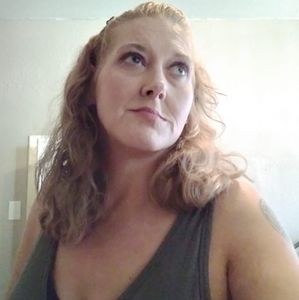 Meet your Posher, Alicia